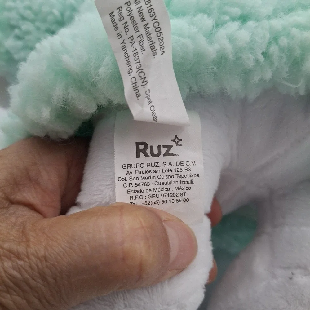Peanuts Winter Snoopy‎ Plush with Green Hoodie Fleece Jacket 2024 Whit Tag Ruz